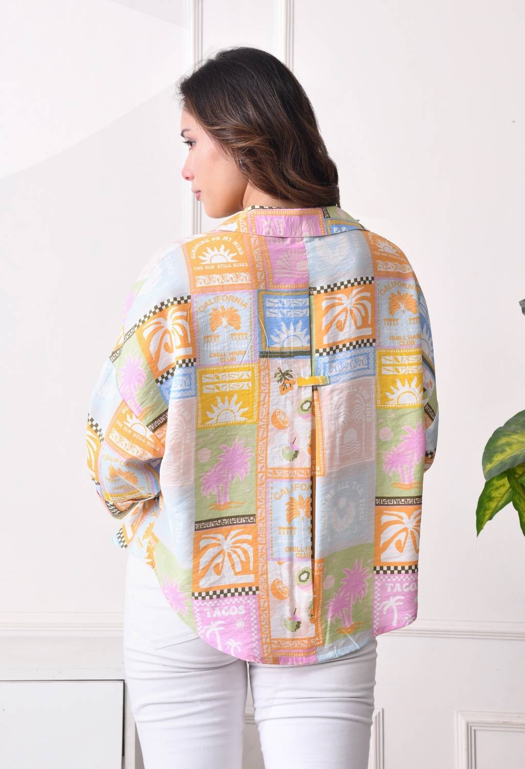 Women Printed Spread Collar - Image 4
